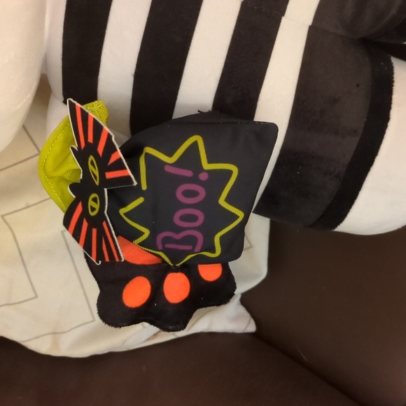 Stuffed Hello Kitty - Picture 4 of 5